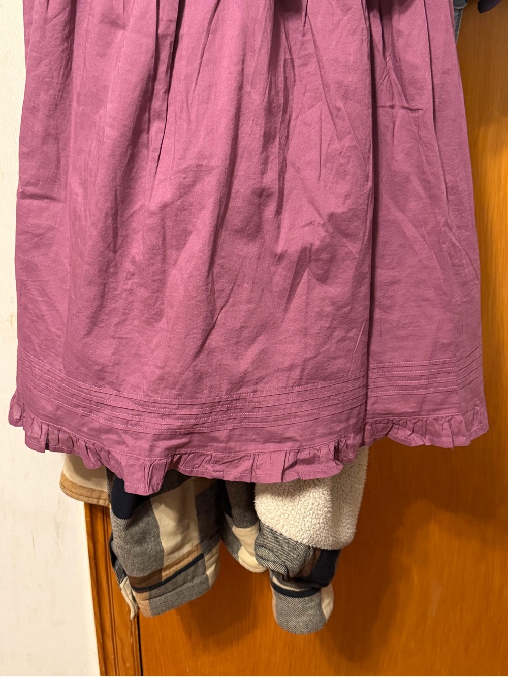 Mauve Ruffle Off-Shoulder Midi Dress - Picture 5 of 7